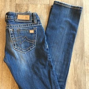 Miss Me Jeans straight leg. 27